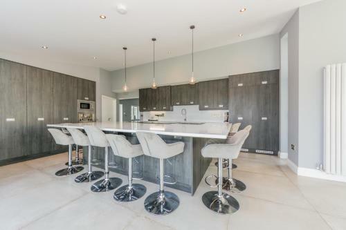 Apartamento River Views,kinsale, Exquisite Holiday Homes, Sleeps 22