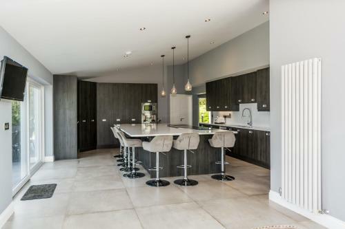 Apartamento River Views,kinsale, Exquisite Holiday Homes, Sleeps 22