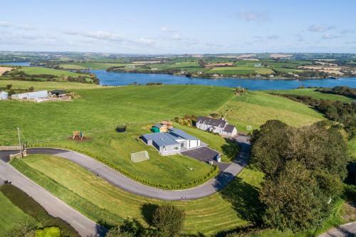Apartamento River Views,kinsale, Exquisite Holiday Homes, Sleeps 22