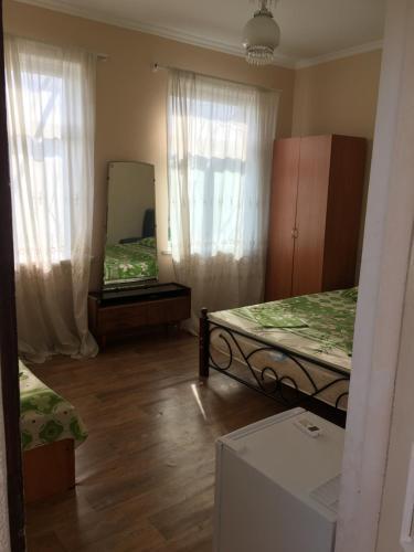 Hostal Guest House L.a.v.