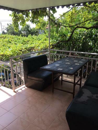 Hostal Guest House L.a.v.
