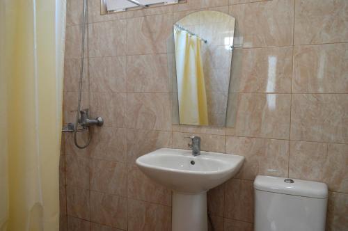 Hostal Guest House On Kabardinskaya 107