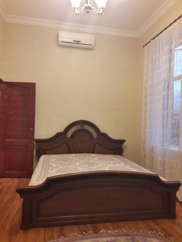 Hostal Guest House On Ardzinba 215