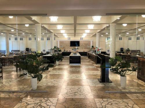 Amza Park Hotel