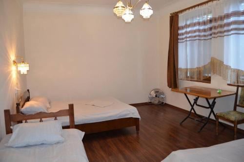 Hostal ? ????? ?? ????...