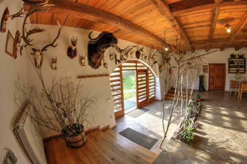 Turisti?na Kmetija Vrezner Apartment