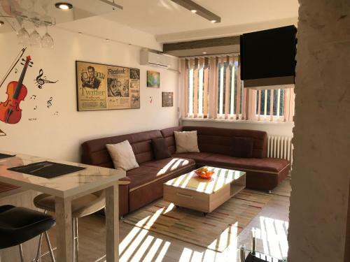 Lovely Apartment 2
