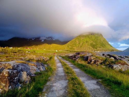 Cozy Cabin In Central Lofoten With Beautiful Ocean View