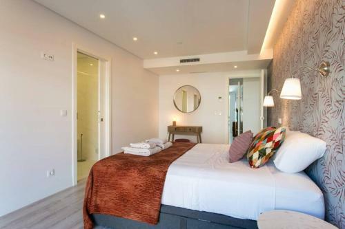 Apartamento Luxury 4 Bedr Flat W/ Panoramic Views & Pool!!
