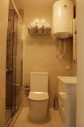 Avenue Apartment