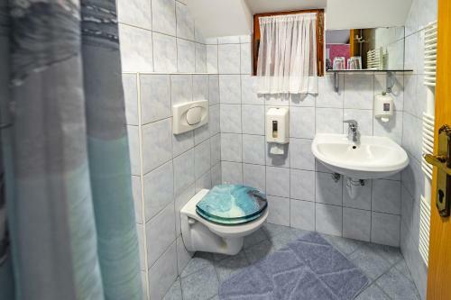 Hostal Slovenian Traditional Guest House