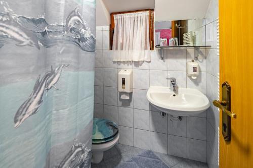 Hostal Slovenian Traditional Guest House