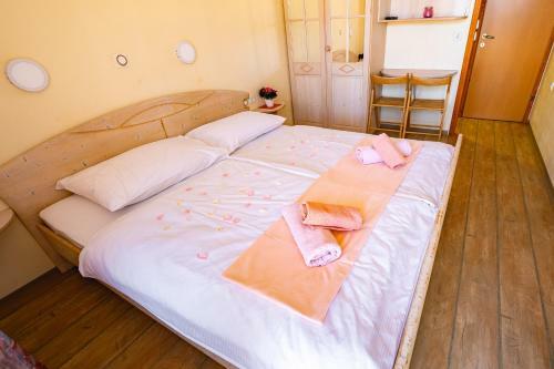 Hostal Slovenian Traditional Guest House