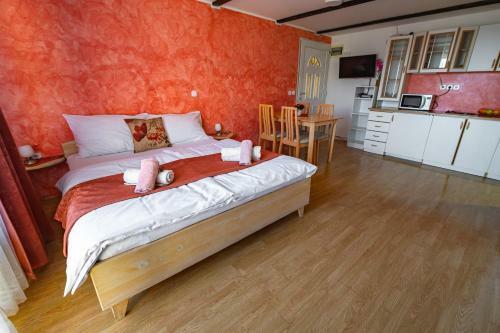 Hostal Slovenian Traditional Guest House