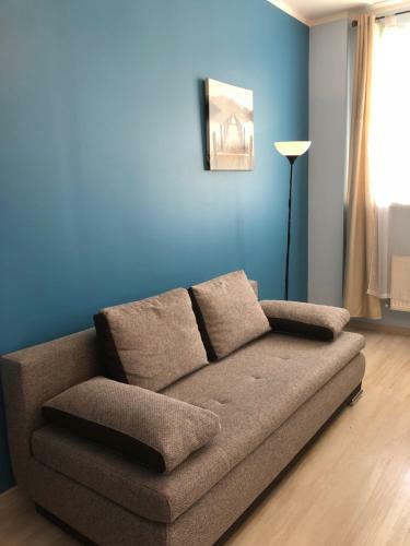 Riverside Promenade Apartment