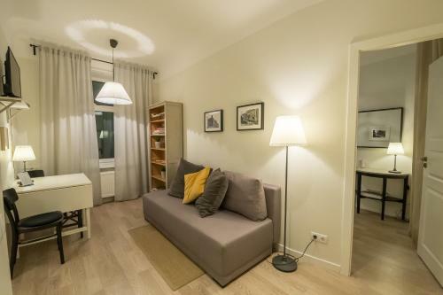 Renovated Apartment In Riga Center