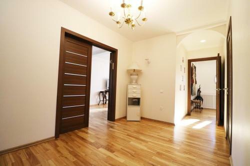 Green Villa