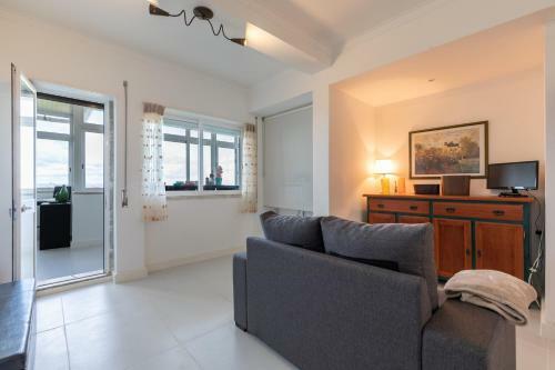 Cristo Rei Apartment - Great Views And Free Parking