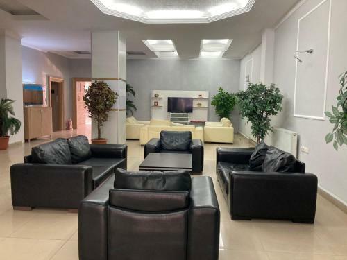 Madi Hotel