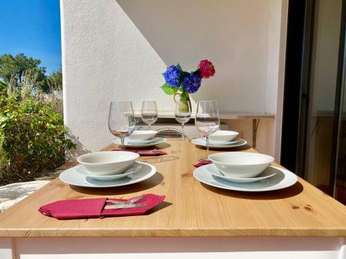 Victory Village Quinta Do Lago - Spacious 2 Bed / 3 Bath Apartment