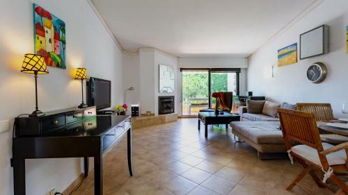 Victory Village Quinta Do Lago - Spacious 2 Bed / 3 Bath Apartment