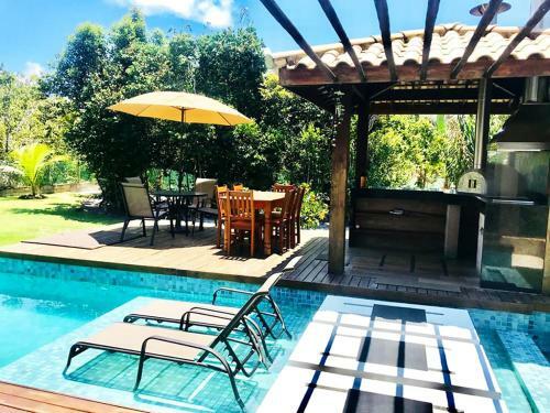 Casa Com Piscina E Churrasq Na Praia Do Forte Ba