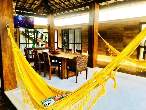 Casa Com Piscina E Churrasq Na Praia Do Forte Ba