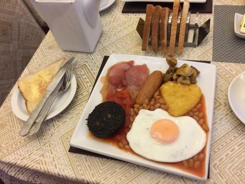 Hostal Ash Lea Hotel