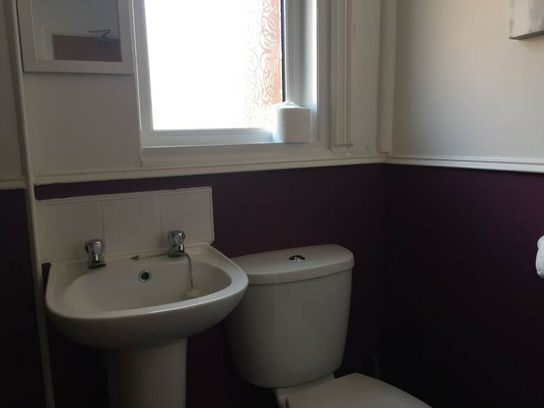 Hostal Willin House Hotel