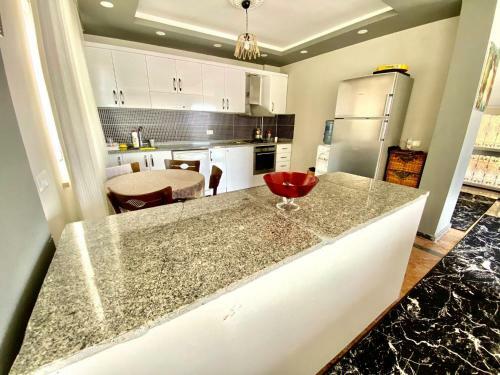 Villa Anatolia, Fully Detached Luxury Villa With Private Pool, Alanya