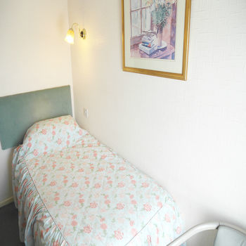 Hostal Holmsdale Hotel