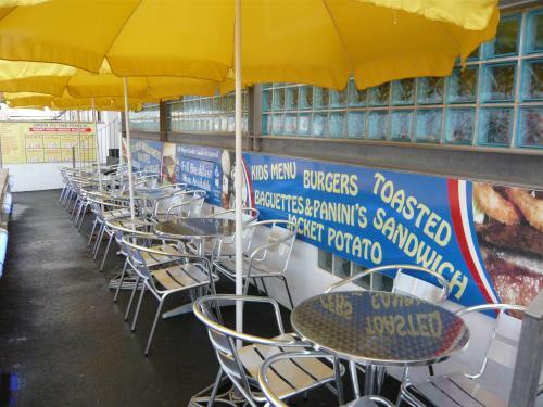 Dutchman Hotel