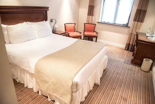 The Casa Hotel And Marco Pierre White Restaurant - Camberley West