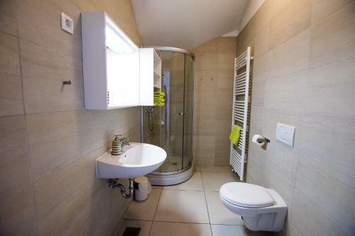 Apartments Agenija