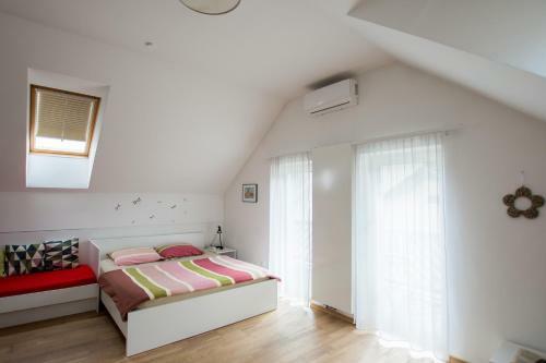 Apartments Agenija