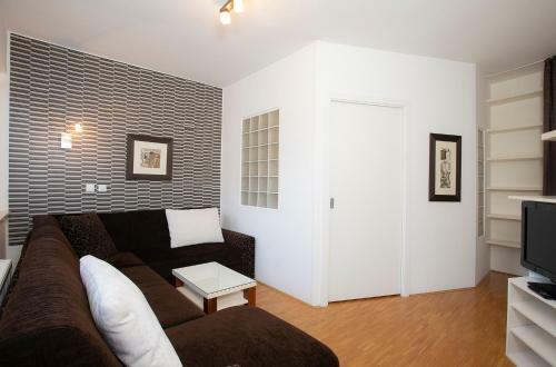 Apartments Agenija