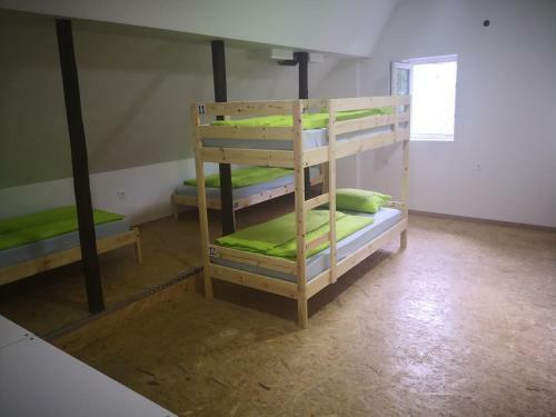 Albergue Bus Station Beds