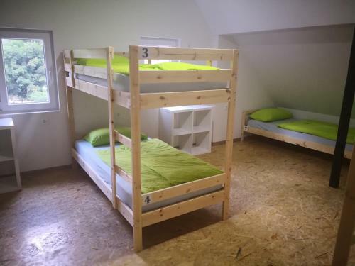 Albergue Bus Station Beds