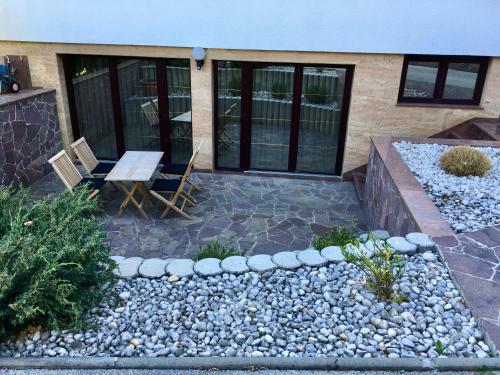 Apartamentos J-max