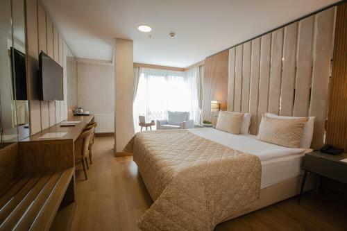 Bah�elievler Hotels