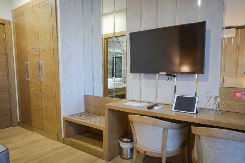 Bah�elievler Hotels