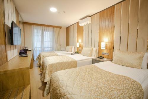 Bah�elievler Hotels