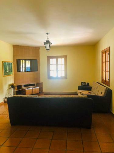 Ch�cara Na Divisa Sp/mg C/ Lago, Piscina E Bosque