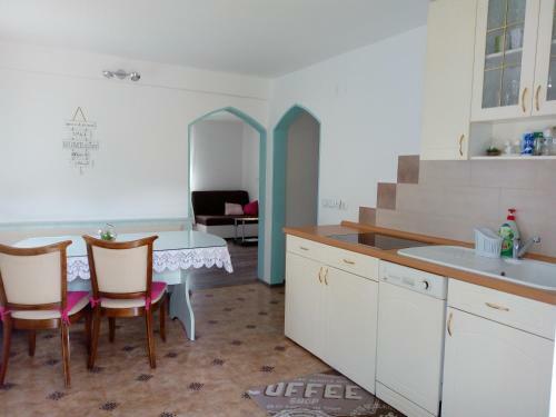 Apartma ?irovnik