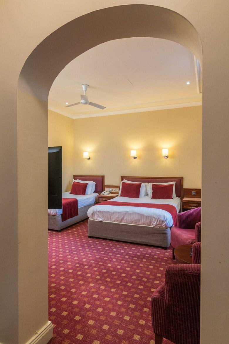 Cosmopolitan Hotel