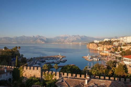 Mavi Avlu - Old Town Apartments
