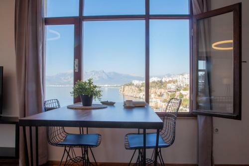 Mavi Avlu - Old Town Apartments