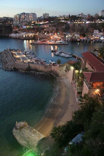 Mavi Avlu - Old Town Apartments