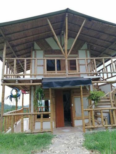 Caba�a Independiente En Granja Agroecologica