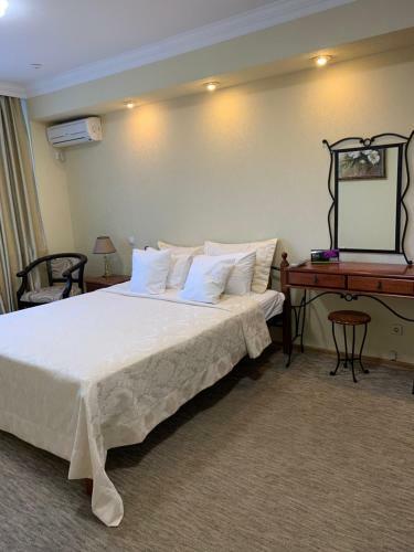 Hotel ?????